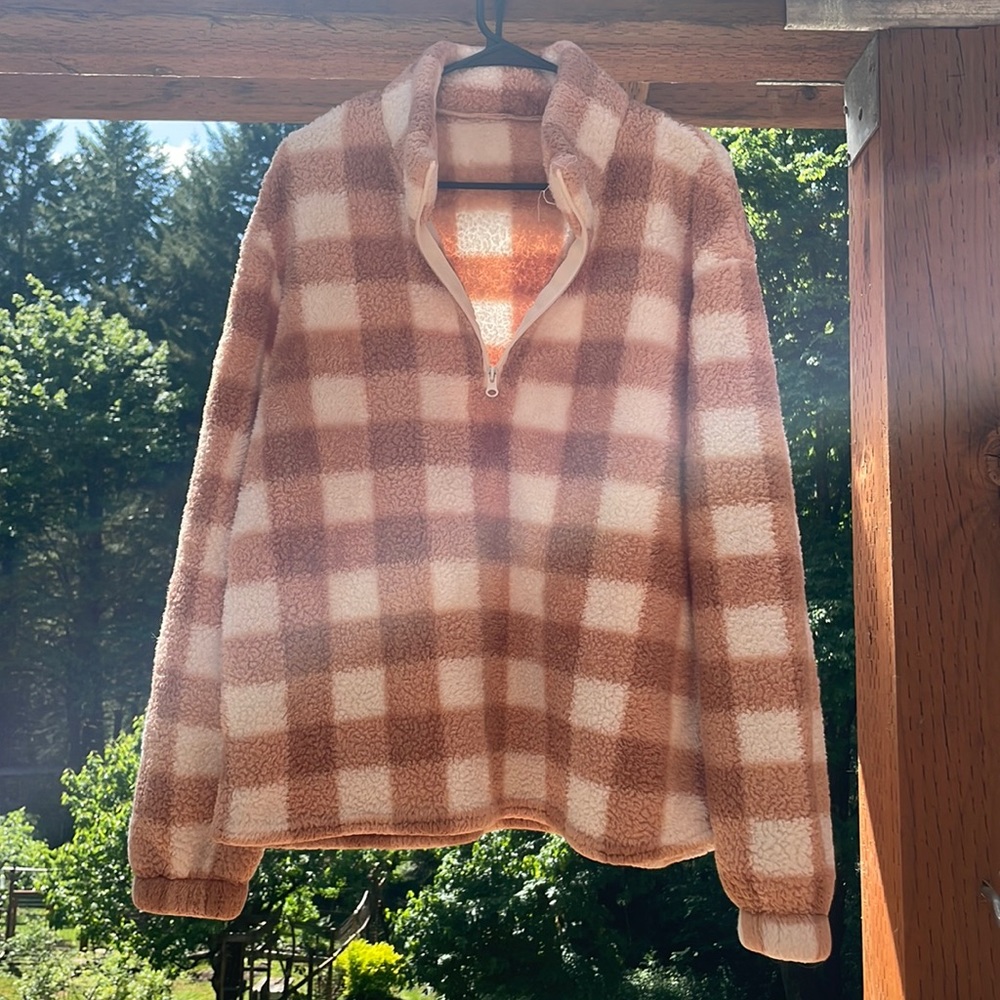 Fuzzy Pullover